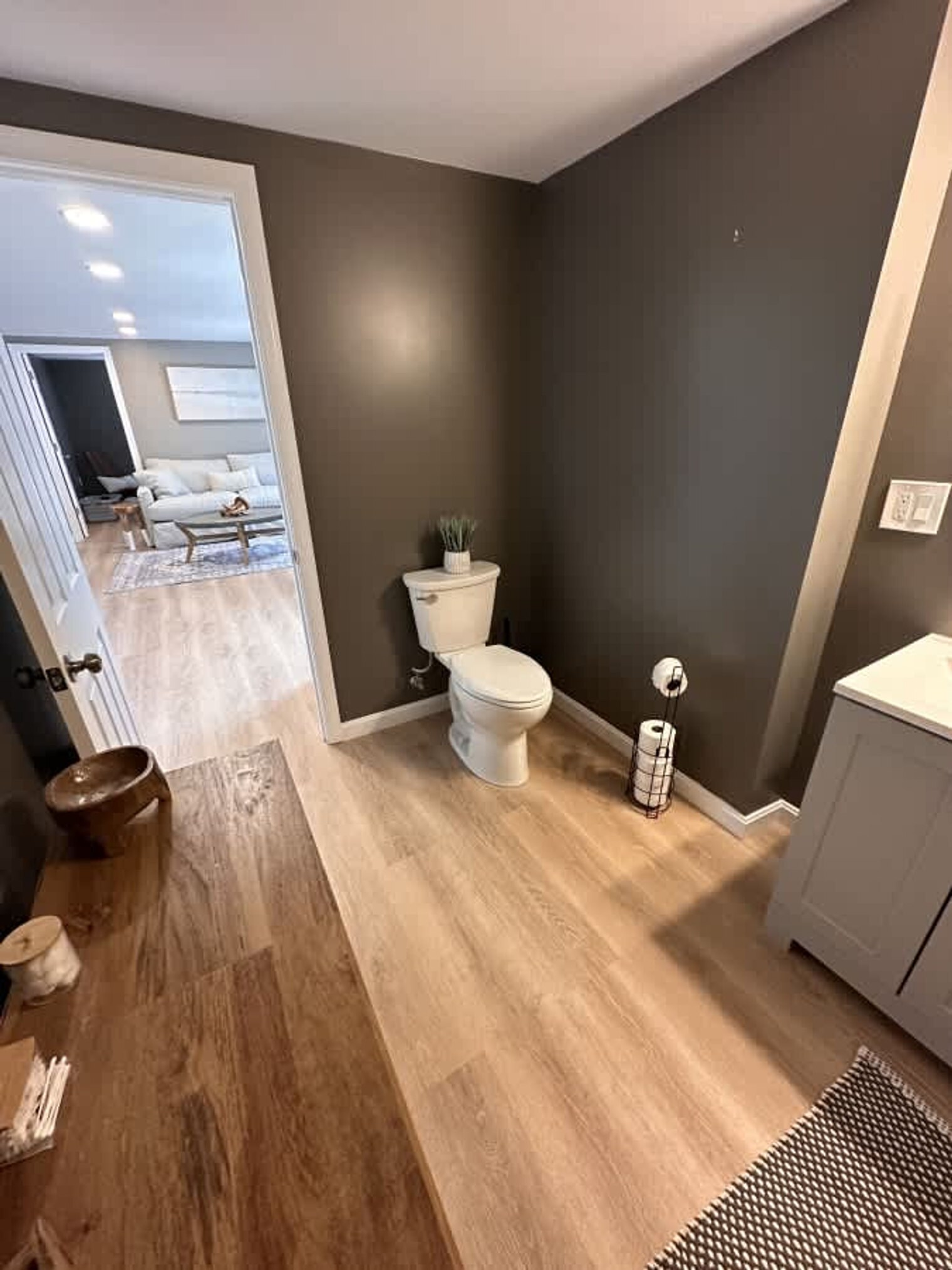 Building Photo - 301 Portsmouth Ave