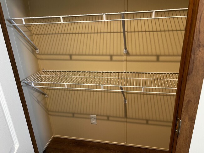 Building Photo - 709 N Collins Fwy