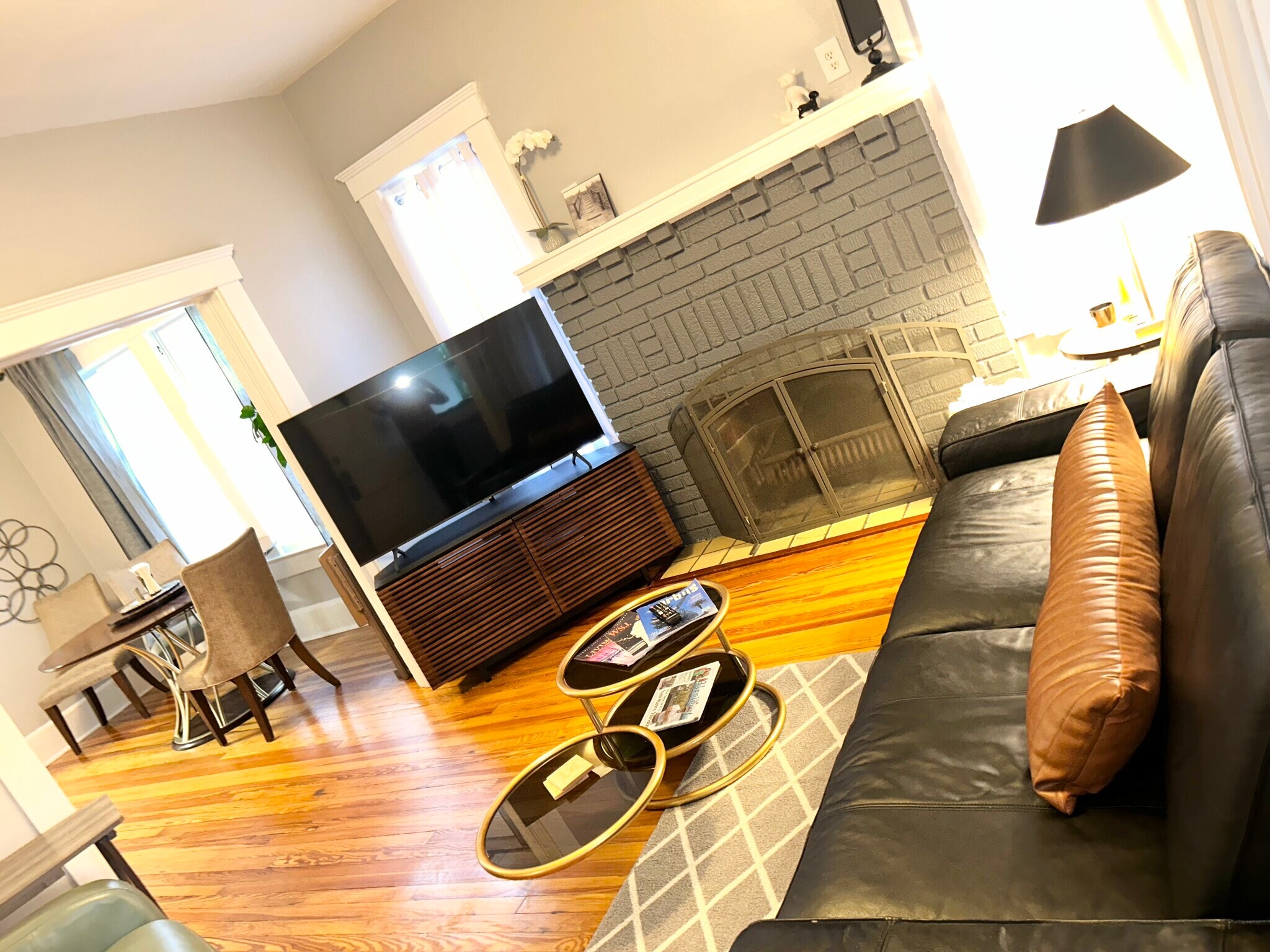 Building Photo - 1039 Riviera St