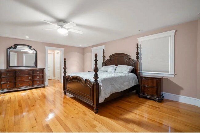 Building Photo - 66 Forest Ave