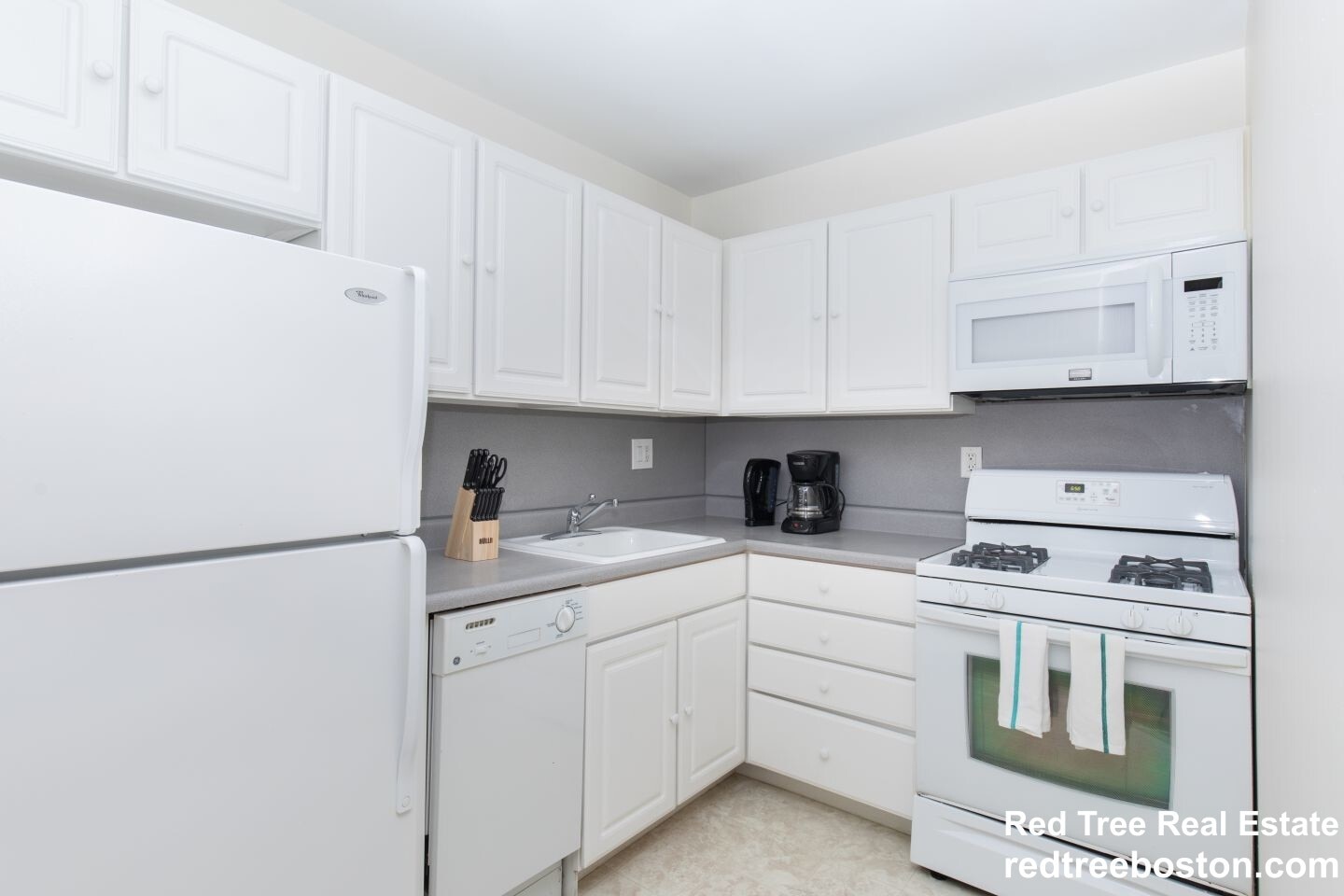 Building Photo - 175 Freeman St