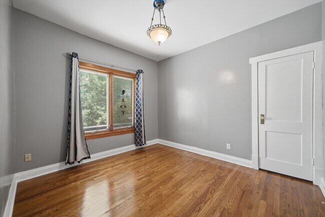Building Photo - 7007 40th Pl