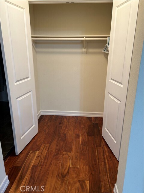 Building Photo - 1356 Scholarship