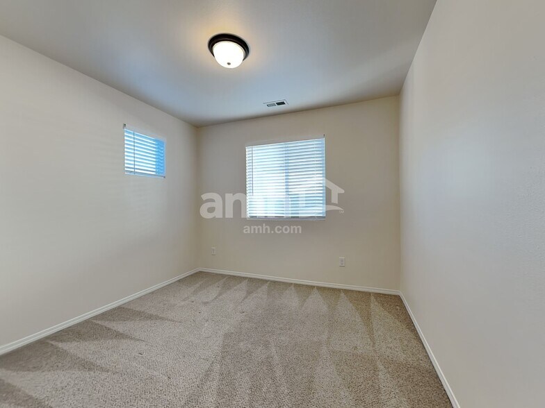 Building Photo - 20113 47th Ave Ct E