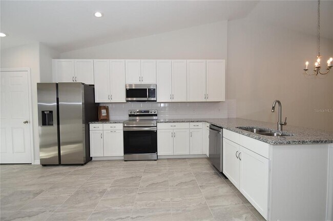 Building Photo - 11 Buttonwood Ln