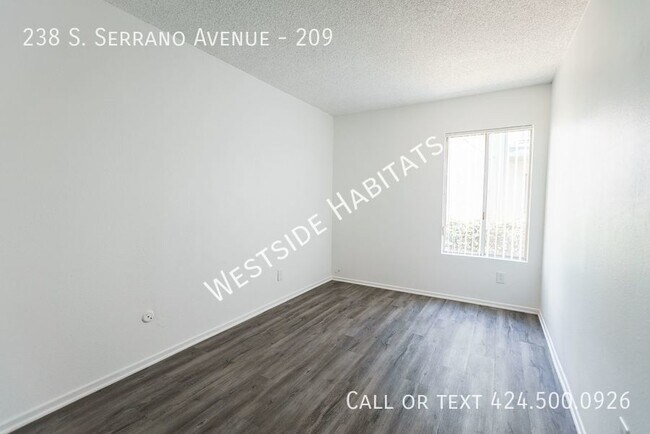 Building Photo - 238 Serrano Ave