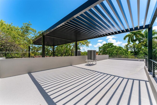 Building Photo - 3268 Gifford Ln