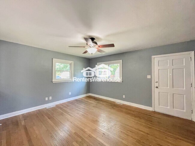 Building Photo - 1341 Boxwood Cir