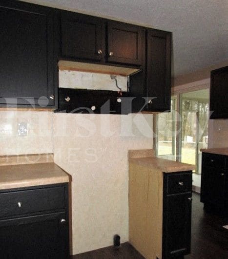 Building Photo - 5507 Armstrong Dr