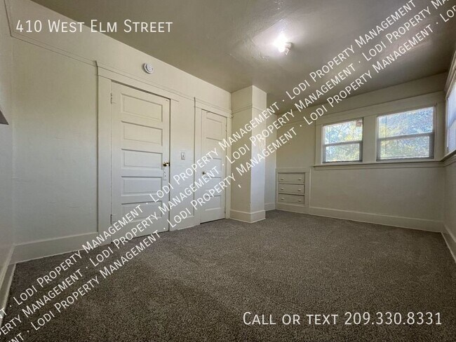 Building Photo - 410 W Elm St