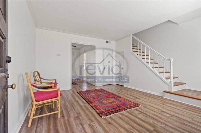 Building Photo - Newly Renovated (2024)