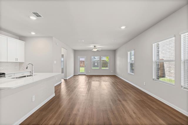 Building Photo - 505 Cottage Wood Dr