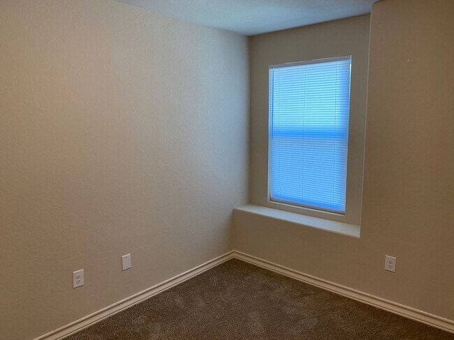Building Photo - 14003 Fratelli Rd