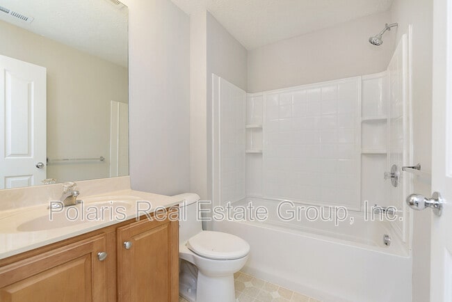 Building Photo - 8333 Clayhurst Dr