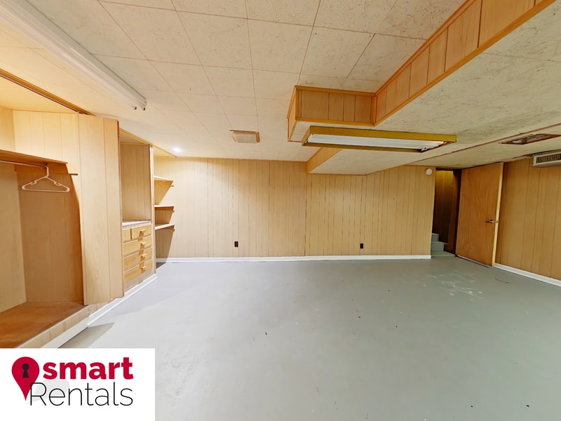 Building Photo - 6513 Laconia Dr