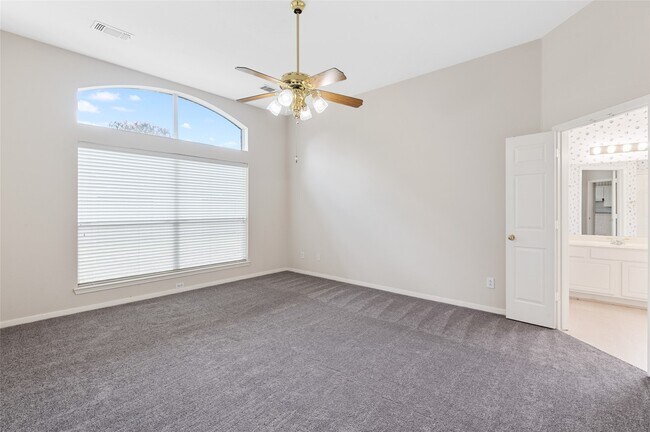 Building Photo - 18407 Timber Strand Dr