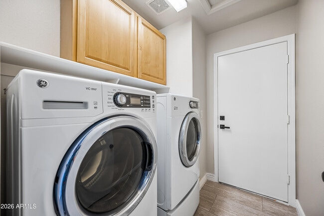 Building Photo - 10614 W Crimson Ln