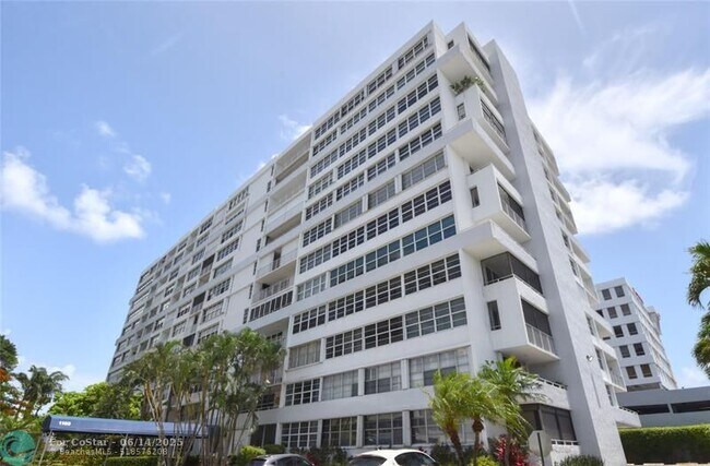 Building Photo - 1160 N Federal Hwy