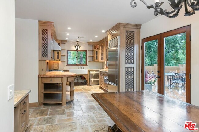 Building Photo - 16141 Bayberry Pl