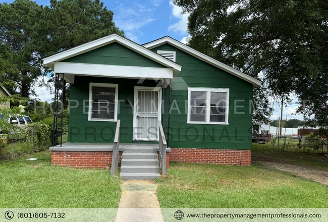 Building Photo - 1314 Alamo St