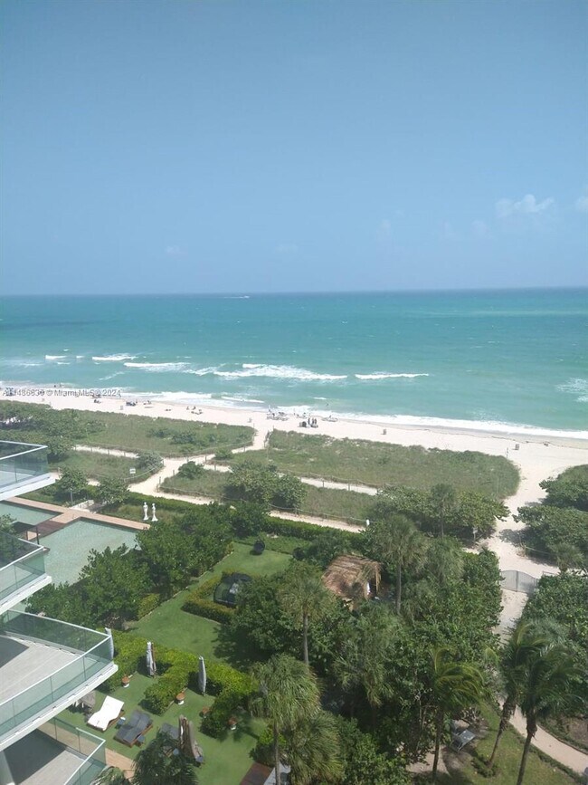 Building Photo - 9341 Collins Ave