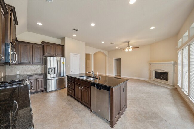 Building Photo - 29022 Crested Butte Dr