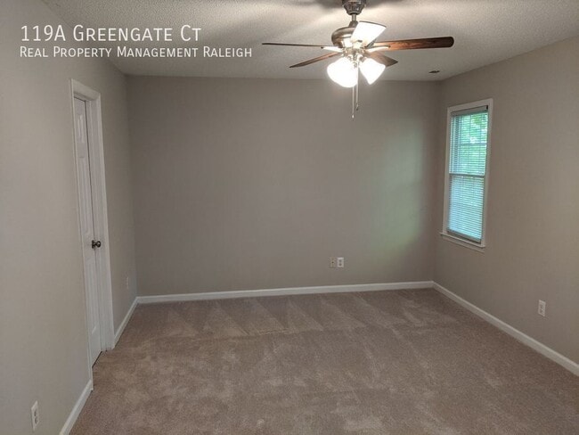 Building Photo - 119 Greengate Ct