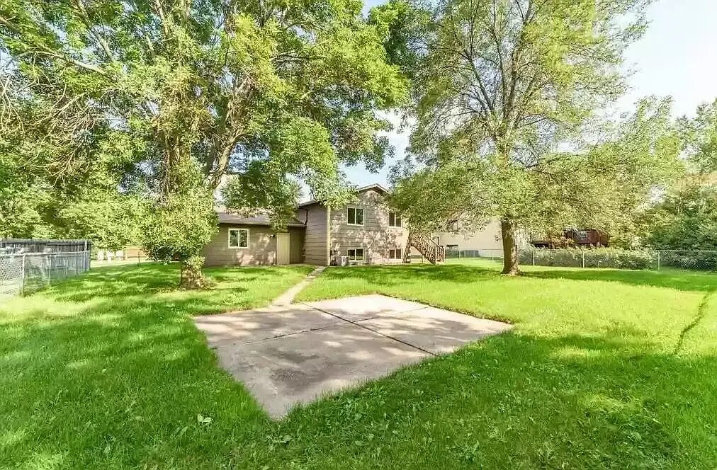 Backyard (tree removed) - 10200 Fraizer St NE