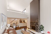 Building Photo - 950 Kings Rd