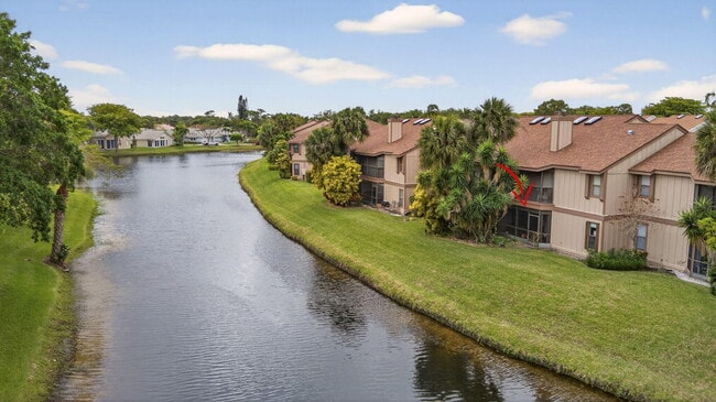 Building Photo - 500 Crosswinds Dr