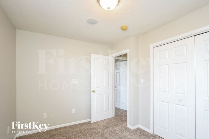 Building Photo - 3526 Firethorn Drive