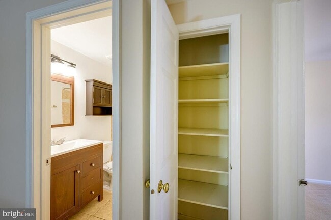 Building Photo - 1831 Tufa Terrace