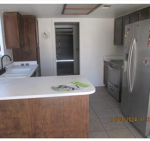 Building Photo - 8200 Hydra Ln