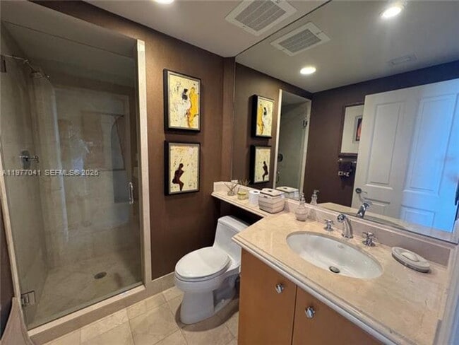 Building Photo - 17875 Collins Ave