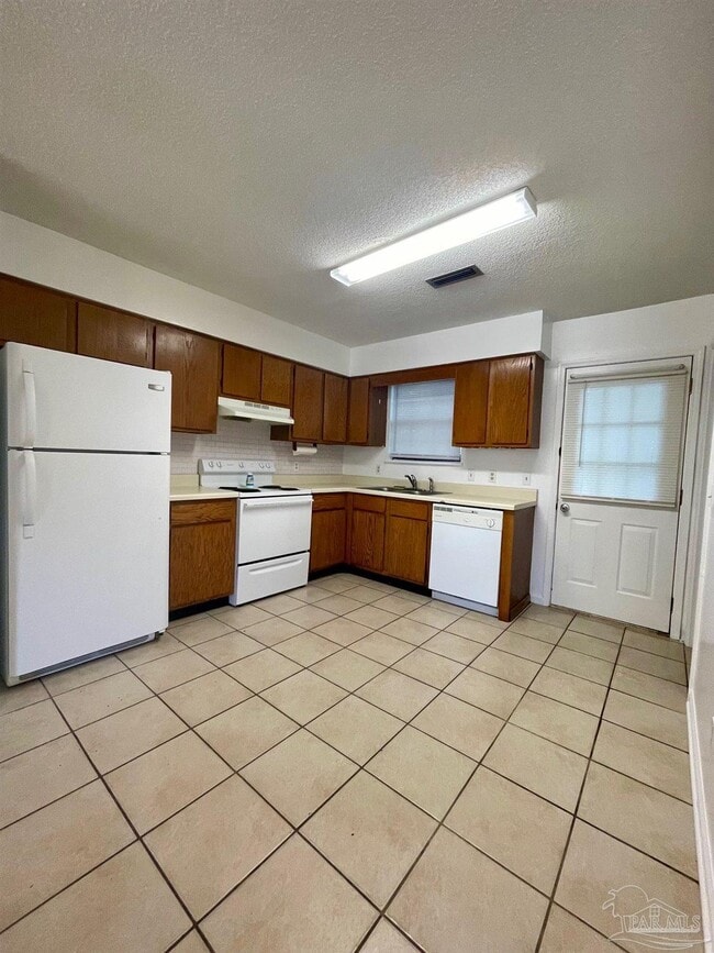 Building Photo - 6453 Maddox Rd
