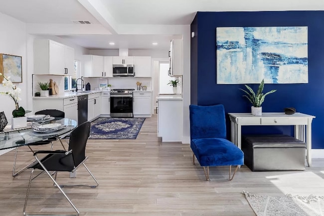 Building Photo - 2437 Acton St