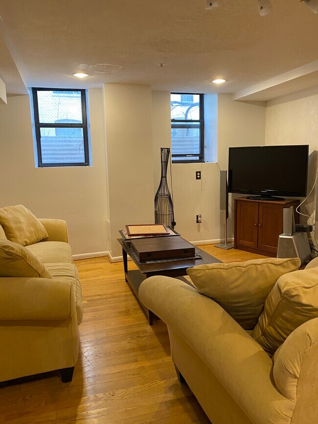 2633 Adams Mill Rd NW 2633 Adams Mill Rd NW Washington DC 20009