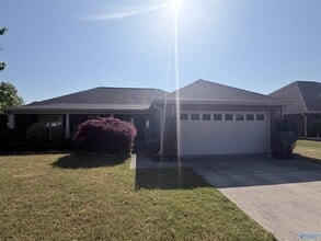 Building Photo - 110 Autumn Haven Ln