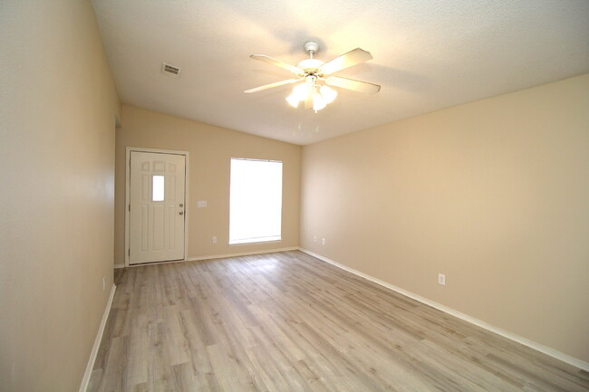 Building Photo - 3-Bedroom Patio Home in SW Pensacola – Con...