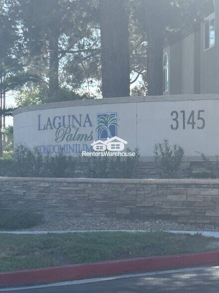 Primary Photo - 3145 E Flamingo Rd