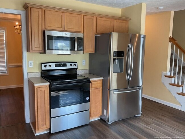 Building Photo - 8225 Hurrican Ln