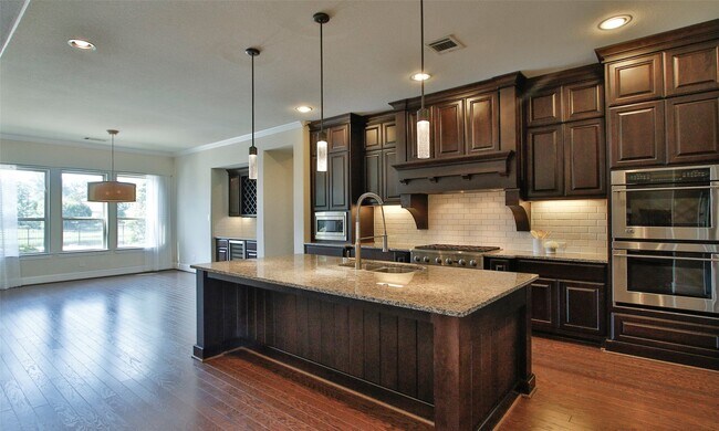 Building Photo - 39 Paloma Bend Pl