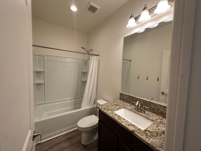 Building Photo - 17854 Davis Mdw Ct