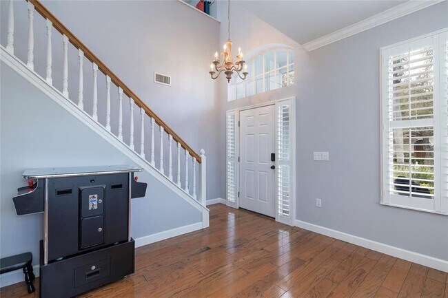 Building Photo - 4859 Augusta Ave