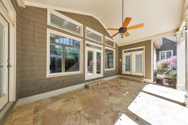 Building Photo - 11180 W Rd