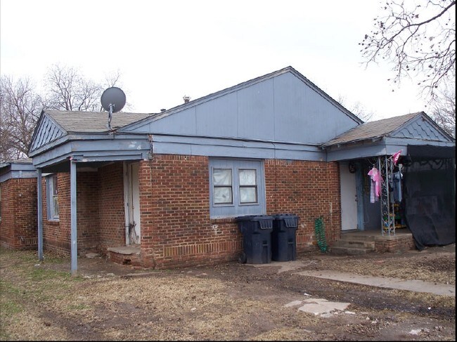 Building Photo - 3rd Street Apartments