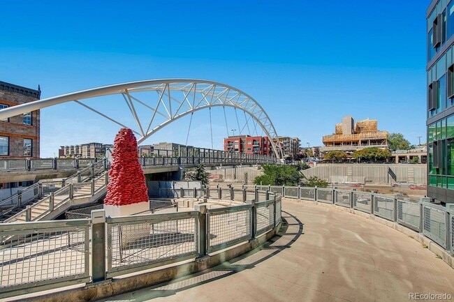 Building Photo - 2915 Umatilla St