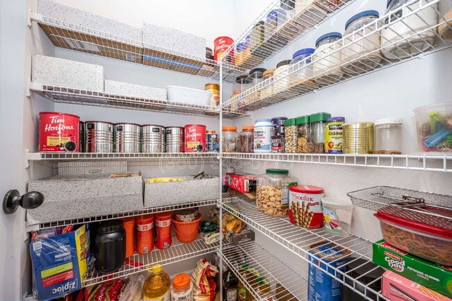 Building Photo - 9046 Evercrisp Ln