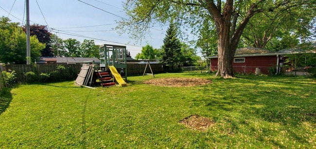 Building Photo - 1163 Higgins Ave