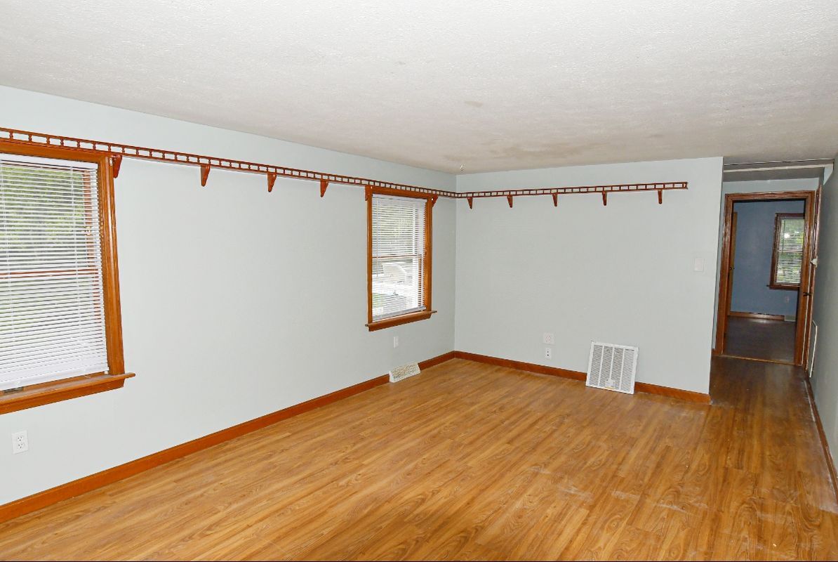 Building Photo - 410 Bald Hill Rd